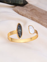 Labradorite & Pearl  Bracelet